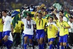 أسطورة البرازيل كافو يحتفي بمرور 20 عاماً على قيادته السامبا للفوز بكأس العالم في اليابان