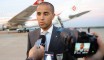 صور وصول بعثة المنتخب الوطني إلى مطار كامبيناس الدولي